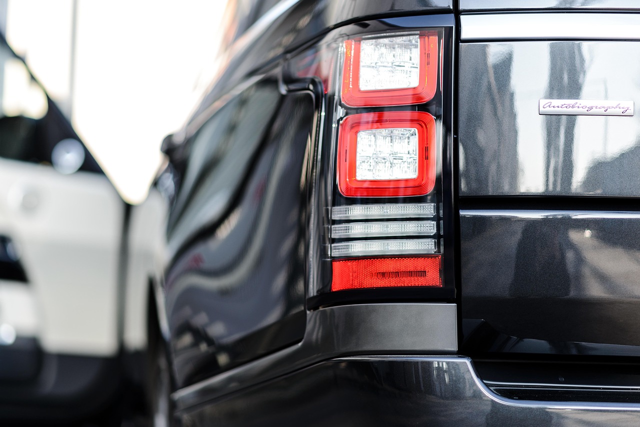 甘肅蘭州新區(qū)車禍?zhǔn)录?，反思與啟示標(biāo)題建議，甘肅蘭州新區(qū)車禍引發(fā)深度反思，事故背后的教訓(xùn)與啟示。