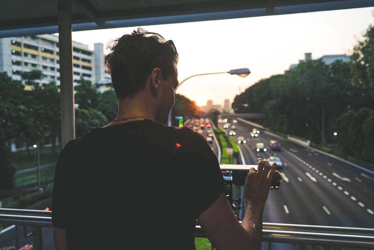 中央電視臺一套直播在線觀看，體驗與探索之旅