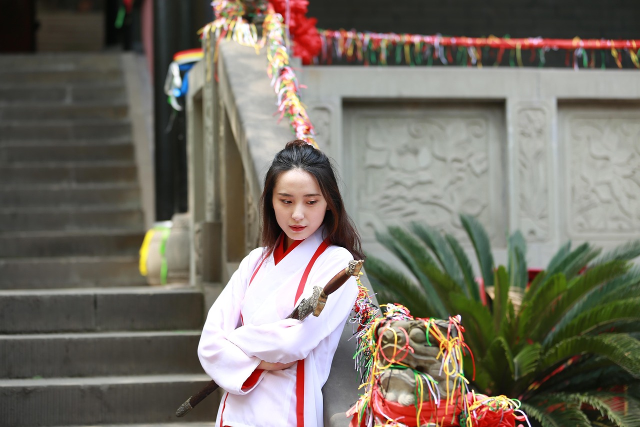 香港古裝電視劇，歷史與文化的交織之美